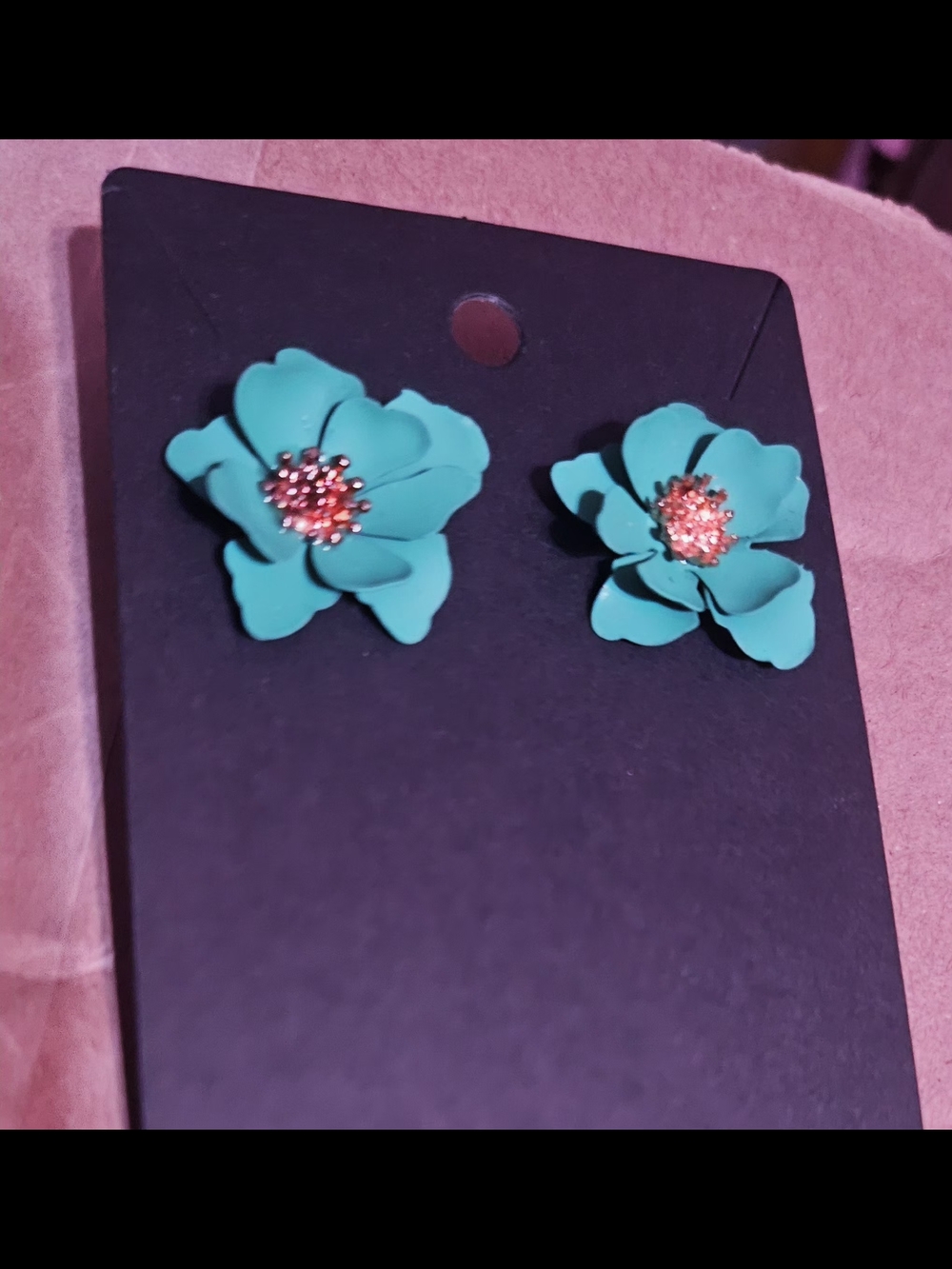 2 Pair - Maroon And Teal Floral Stud Earrings - Picture 2 of 2